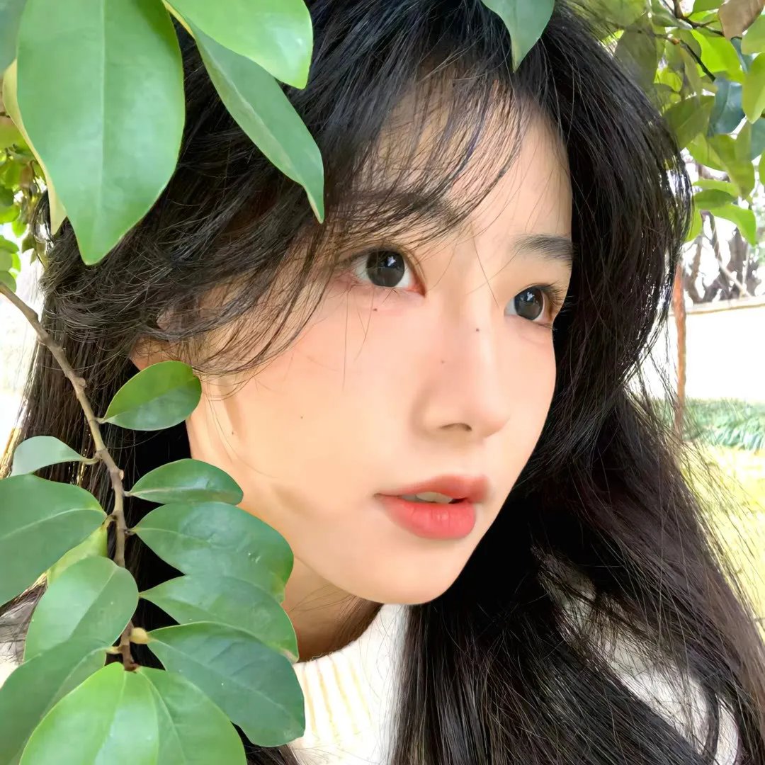 妈，亲一下